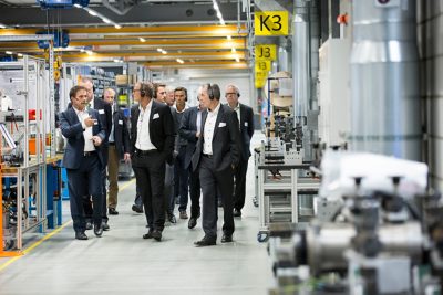 Photo on a guided tour through the recently opened innovation and production center in Biel/Bienne