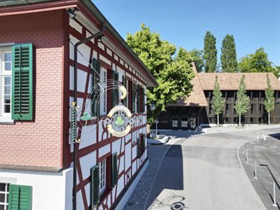 1802 hotel surroundings