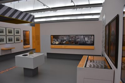 Eisenbibliothek in Museen
