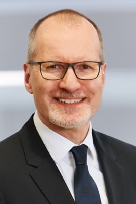 Jens Frisenborg: Head of Business Unit Industry / Utility