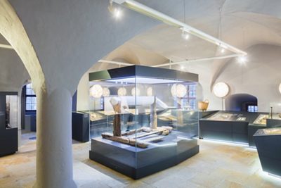 Eisenbibliothek in Museen