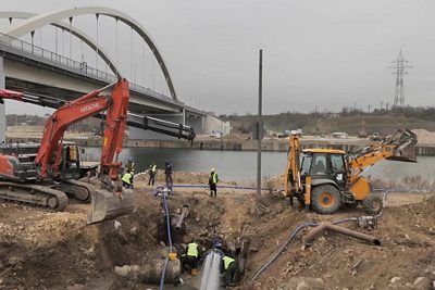 RAJA S.A. is replacing a two-kilometer section of a DN1000 water pipeline that supplies the city of Navodari and the surrounding communities.