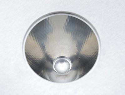 Reflector mold