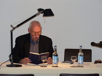 Erzählzeit 2015: Lesung mit Flavio Steimann