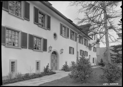 Eisenbibliothek im Klostergut Paradies, 1952 (M. Wolgensinger)