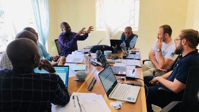 Manuel Schwarz (far right), Yannic Ohms (second from right) and experts from local universities and industry discussed the future curriculum of vocational training in water management.